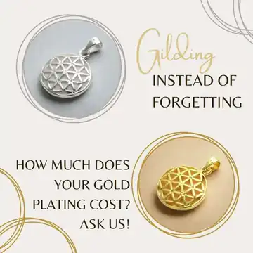 Pendant comparison in silver and with yellow gold plating on a delicate background - gold plating means a luxurious look with a sustainable choice of materials.